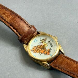 Brown Leather Strap Watch Tigger Winnie Pooh Disney